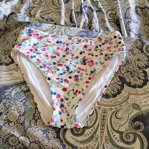 NWOT High Waisted Bikini bottom